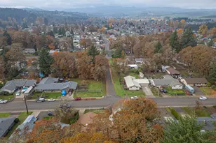 414 SW Westwood Dr, Dallas, OR 97338 - Photo 9