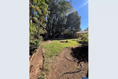 414 SW Westwood Dr, Dallas, OR 97338 - Photo 3