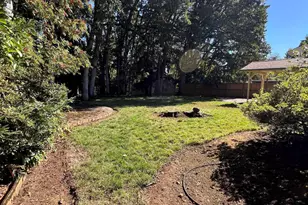 414 SW Westwood Dr, Dallas, OR 97338 - Photo 3