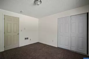 47280 Lyons Mill City Dr, Lyons, OR 97358 - Photo 19