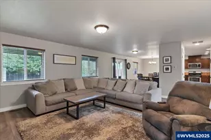 419 Vine Ave, Woodburn, OR 97071 - Photo 13