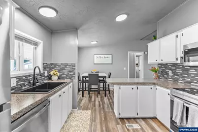 5048 Silver (#112) Lp NE, Salem, OR 97305 - Photo 11