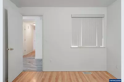 4810 Bonanza Dr NE, Salem, OR 97305 - Photo 7