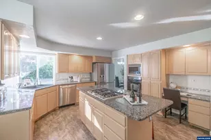 1929 Ptarmigan St NW, Salem, OR 97304 - Photo 15