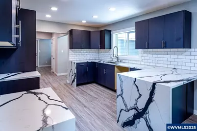 36162 S Railroad St, Crabtree, OR 97335 - Photo 17