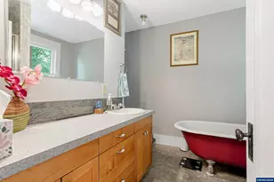 2116 Waverly Dr SE, Albany, OR 97322 - Photo 21