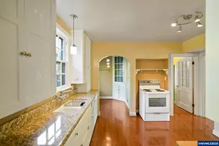 735 Church St SE, Salem, OR 97301 - Photo 15