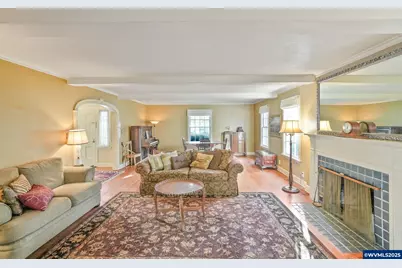 735 Church St SE, Salem, OR 97301 - Photo 9