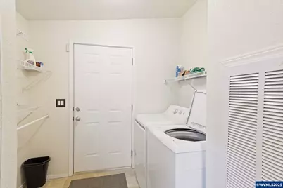 917 Luke St, Independence, OR 97351 - Photo 19