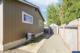 917 Luke St, Independence, OR 97351 - Photo 39