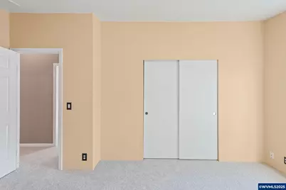 917 Luke St, Independence, OR 97351 - Photo 23