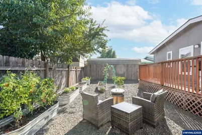 917 Luke St, Independence, OR 97351 - Photo 35