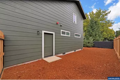 2134 Willona Dr, Eugene, OR 97408 - Photo 45
