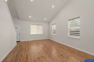 2134 Willona Dr, Eugene, OR 97408 - Photo 29