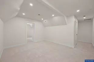 2134 Willona Dr, Eugene, OR 97408 - Photo 37