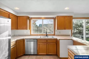 248 Hazelbrook Dr N, Keizer, OR 97303 - Photo 11