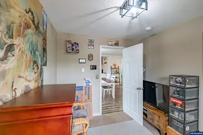 301 Russell St, Lebanon, OR 97355 - Photo 31