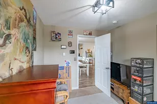 301 Russell St, Lebanon, OR 97355 - Photo 31