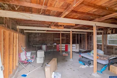 301 Russell St, Lebanon, OR 97355 - Photo 43