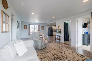 301 Russell St, Lebanon, OR 97355 - Photo 19