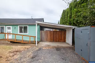 301 Russell St, Lebanon, OR 97355 - Photo 47