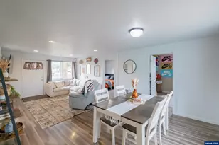 301 Russell St, Lebanon, OR 97355 - Photo 13