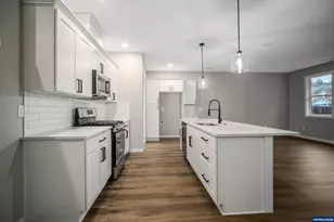 1128 Norway St NE, Salem, OR 97301 - Photo 13