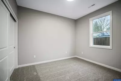 1128 Norway St NE, Salem, OR 97301 - Photo 9