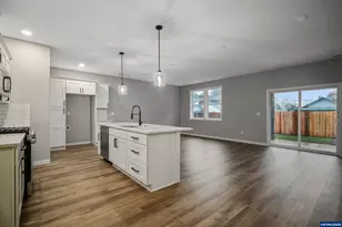 1128 Norway St NE, Salem, OR 97301 - Photo 11