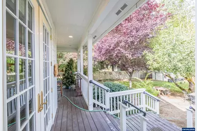 209 Templeton St, Brownsville, OR 97327 - Photo 17