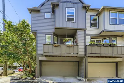 8805 SE 13th Av, Portland, OR 97202 - Photo 1