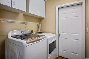 528 Creekside Dr SE, Salem, OR 97306 - Photo 31