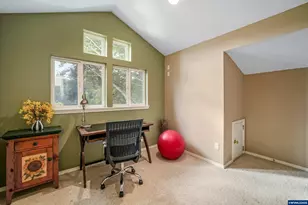 528 Creekside Dr SE, Salem, OR 97306 - Photo 47