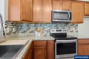 758 S Sunrise Dr Dr, Jefferson, OR 97352 - Photo 19