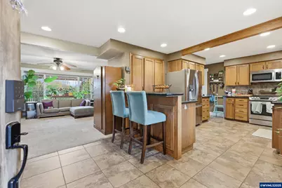 1250 Hampden Ln NE, Salem, OR 97317 - Photo 5