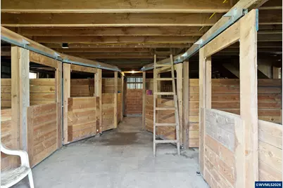 1060 Silver Falls Dr NE, Silverton, OR 97381 - Photo 39