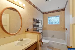 1060 Silver Falls Dr NE, Silverton, OR 97381 - Photo 27