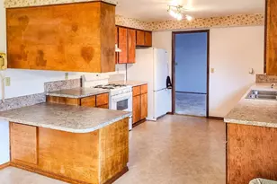 951 Dogwood St, Sweet Home, OR 97386 - Photo 9