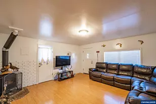 951 Dogwood St, Sweet Home, OR 97386 - Photo 27