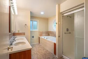 1265 NW Heather Dr, Corvallis, OR 97330 - Photo 15