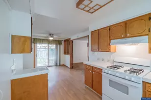 2895 Windsar Pl SE, Albany, OR 97322 - Photo 9