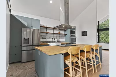 2590 Long St, Sweet Home, OR 97386 - Photo 17