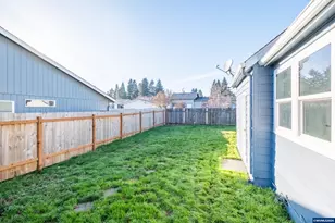 1050 Barnes Ave SE, Salem, OR 97306 - Photo 43