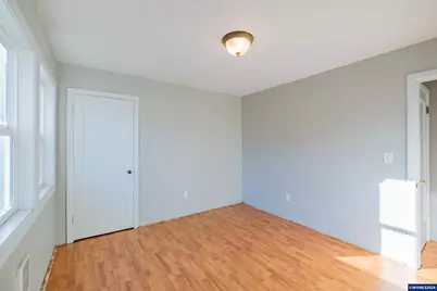1050 Barnes Av SE, Salem, OR 97306 - Photo 25