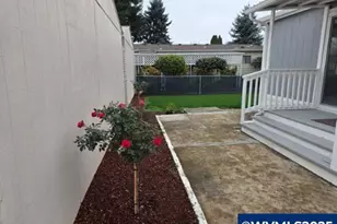 450 Lacreole (#25) Dr, Dallas, OR 97338 - Photo 13