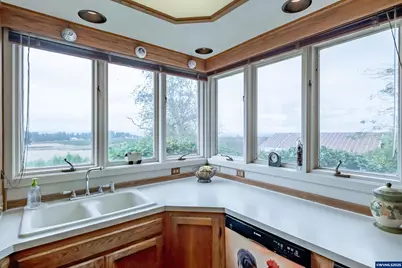 39986 Gisler Rd, Scio, OR 97374 - Photo 19