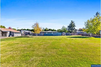 4676 Auburn Rd NE, Salem, OR 97301 - Photo 35