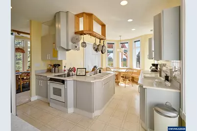 17489 Highway 22, Dallas, OR 97338 - Photo 7