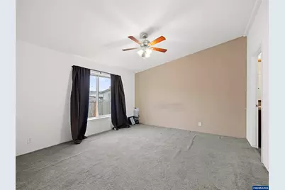 5266 Crystal St NE #233, Salem, OR 97305 - Photo 15