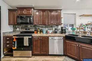 5266 Crystal St NE, Salem, OR 97305 - Photo 13